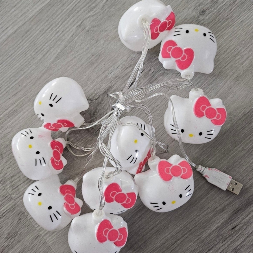 Hello kitty string lights